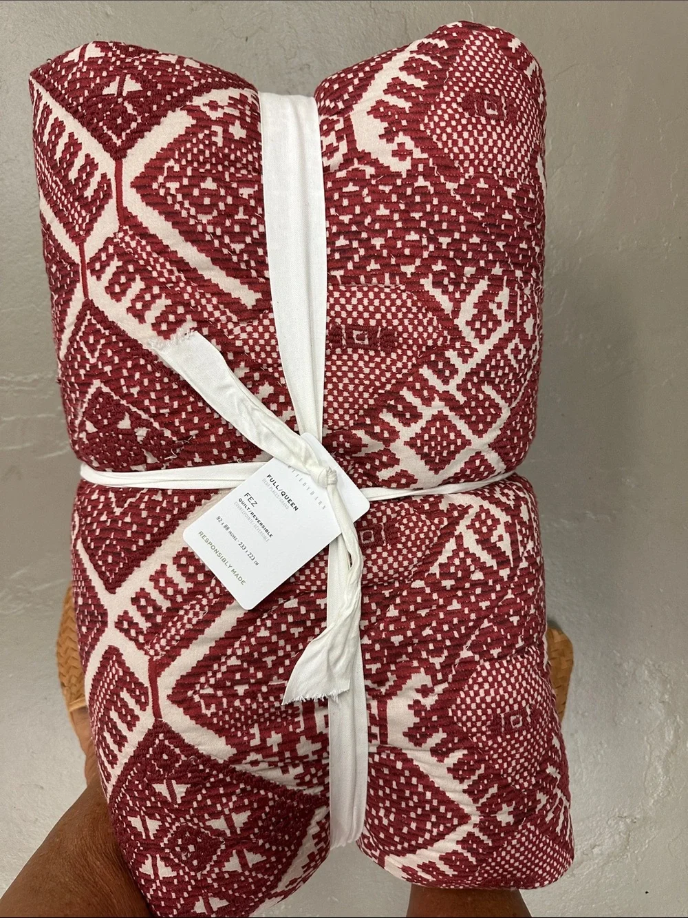 NWT Pottery Barn Fez F/Q Reversible Quilt.  Originally $299.